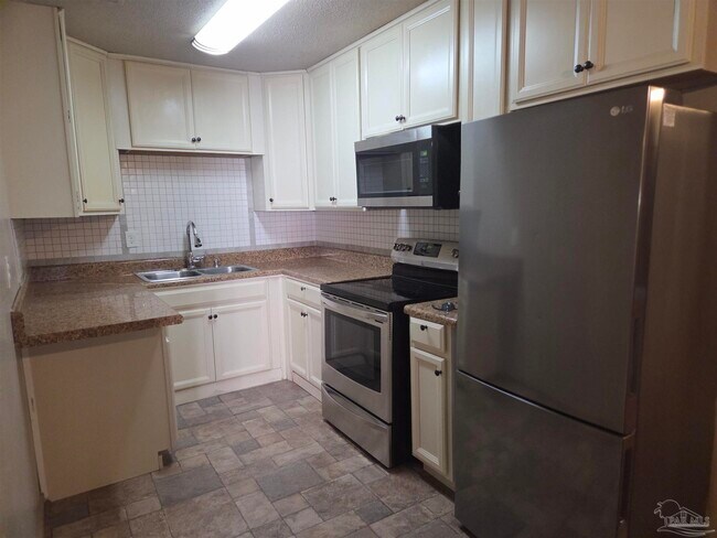 Building Photo - 1540 Wilimar Pl
