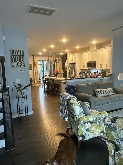 Building Photo - Room in Townhome on Triumph Ln