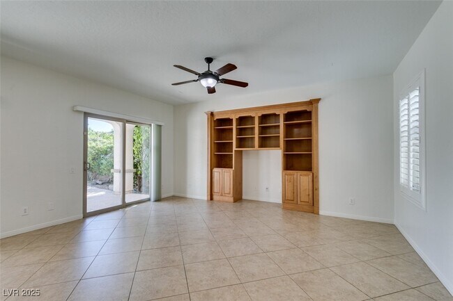 Building Photo - 11933 Orense Dr