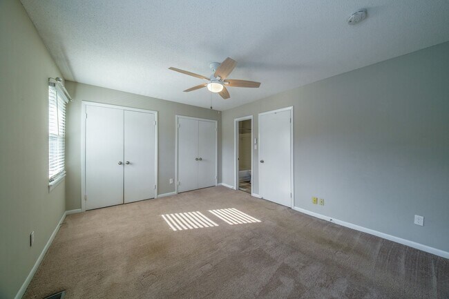 Building Photo - 5737 Bramblegate Rd