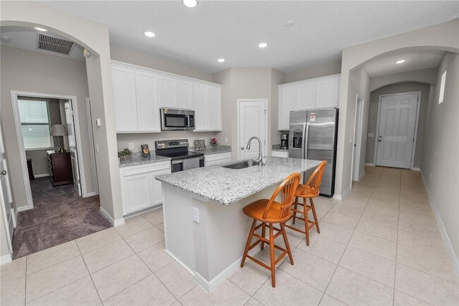 Building Photo - 6577 Great Bear Dr