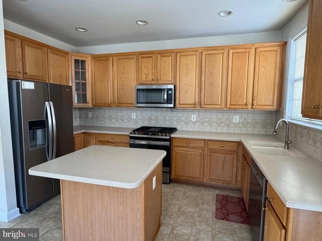 Building Photo - 42474 Magellan Square