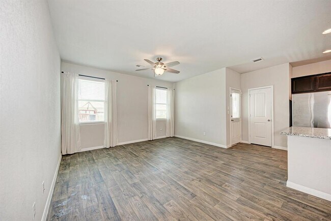 Building Photo - 125 Jubilee Dr