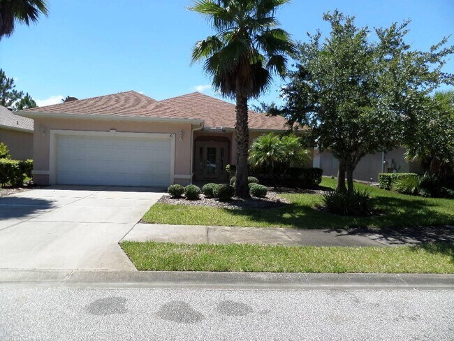 Building Photo - Hunters Ridge Beauty