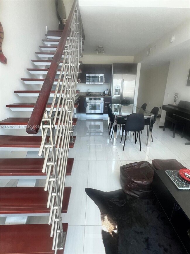 Building Photo - 41 SE 5th St