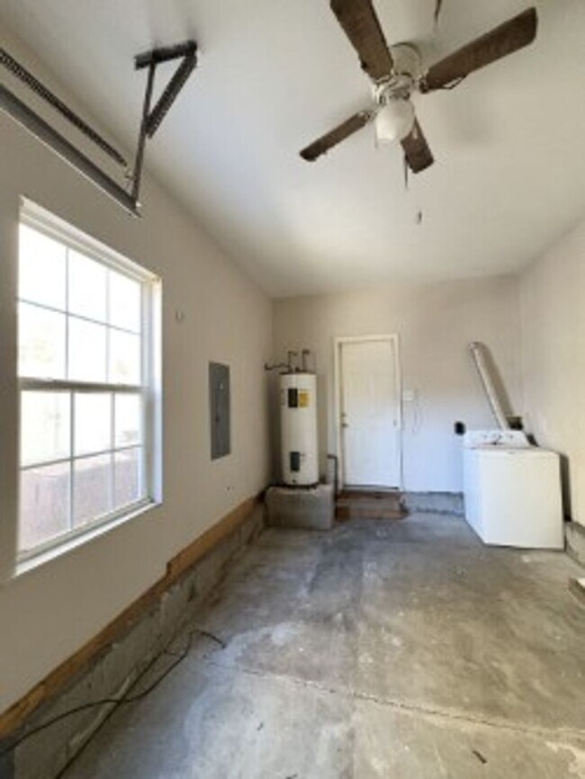 Building Photo - Washington Bourgh