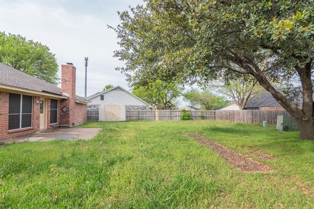 Building Photo - 7 Roaring Creek Ct