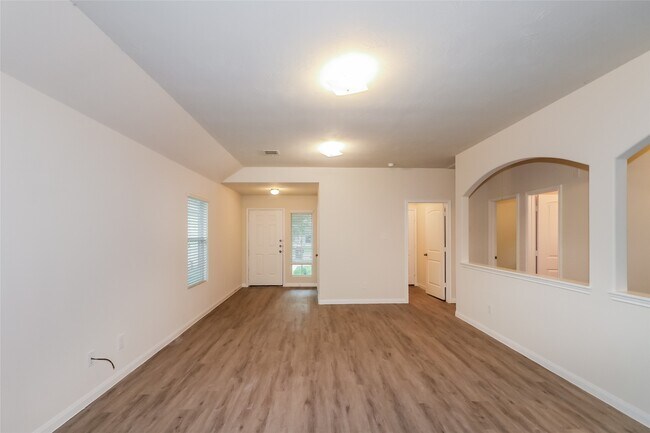 Building Photo - 5518 Amelia Plantation Dr