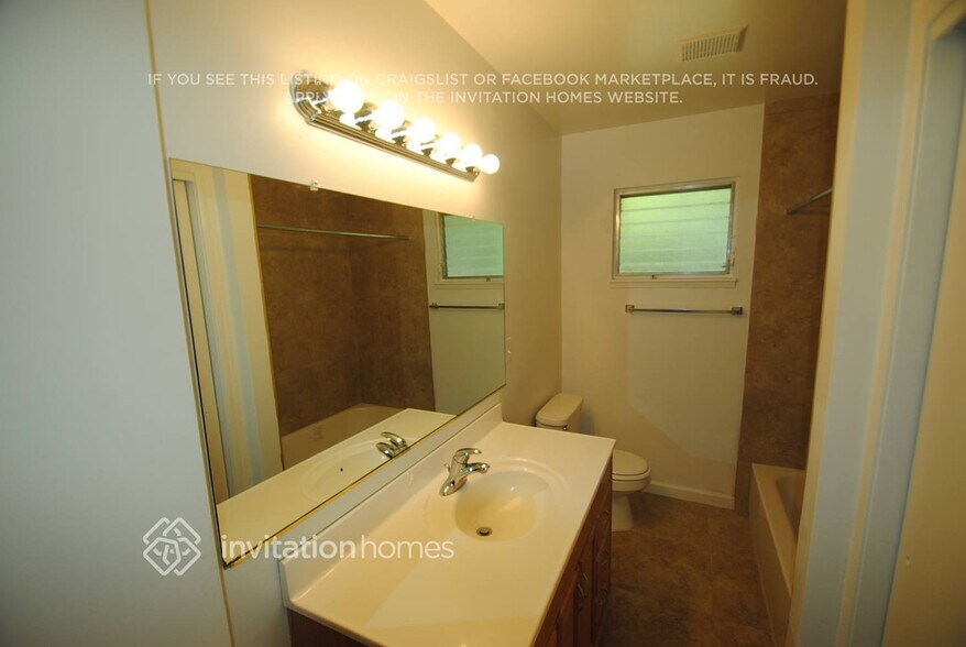 Building Photo - 4736 Cameron Ranch Dr