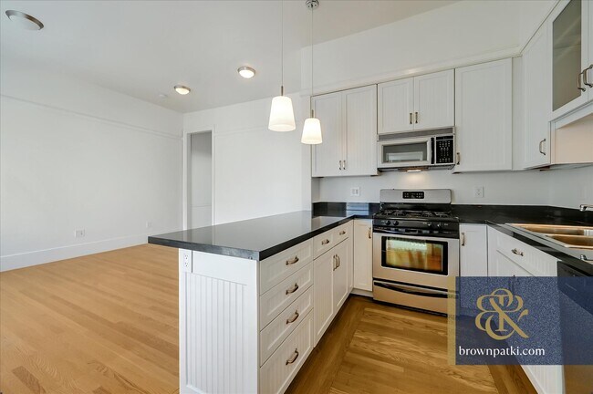 Building Photo - 3743 1/2 23rd Street-