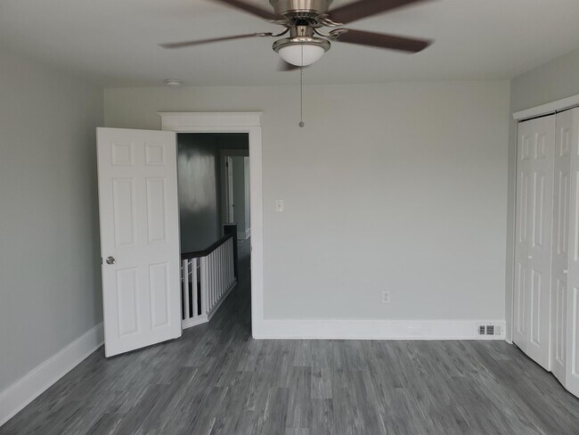 Building Photo - 3050 Memphis St