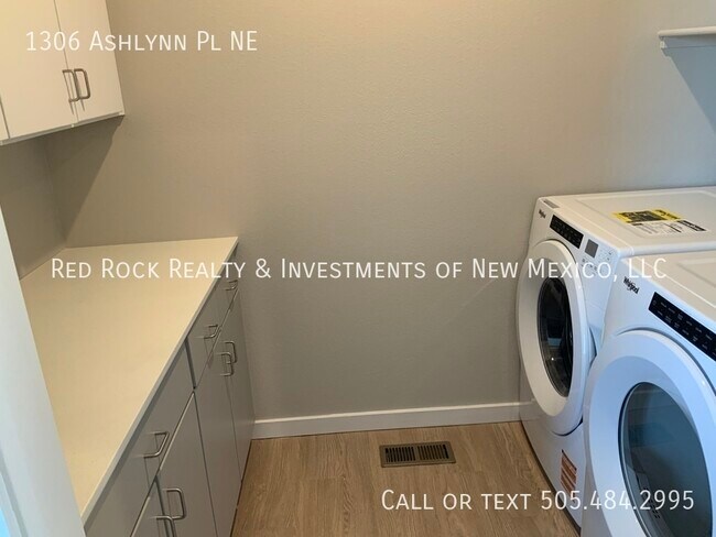 Building Photo - 1306 Ashlynn Pl
