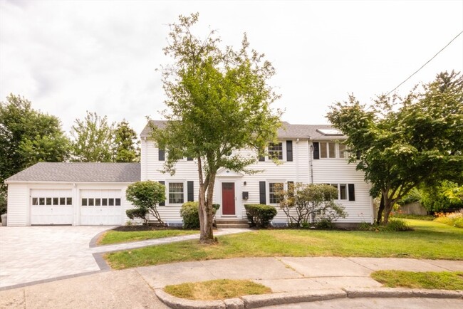 Primary Photo - 30 Ithaca Cir