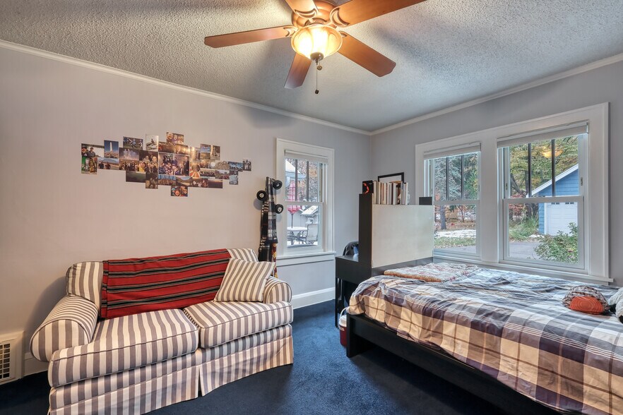 Building Photo - 5050 Manitou Rd