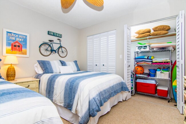 Building Photo - 5203 S Atlantic Ave