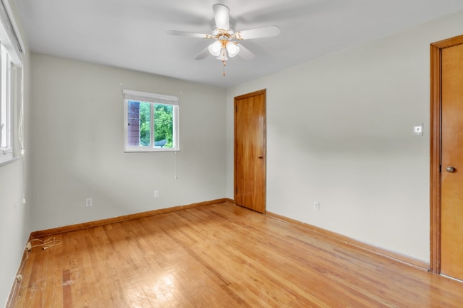 Building Photo - 5830 Saltsburg Rd