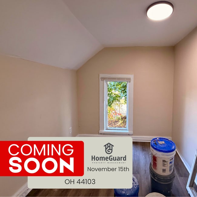 Building Photo - 8400 Medina Ave