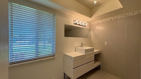 Building Photo - 7692 Cove Terrace