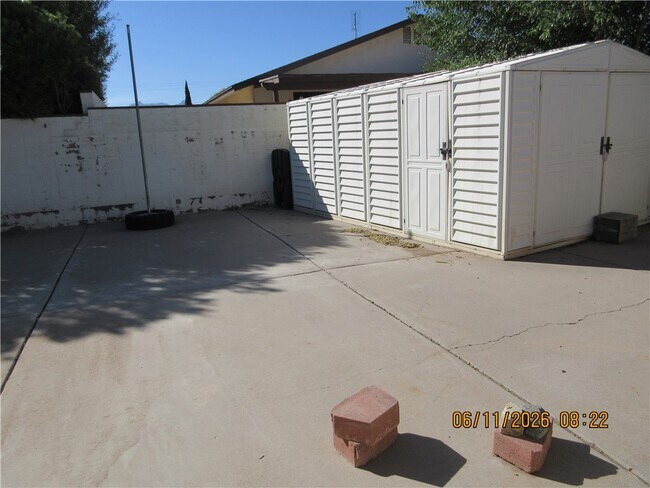 Building Photo - 2671 Sierra Ln