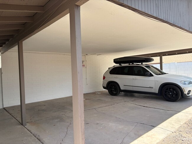 Building Photo - 817 S Melody Ln