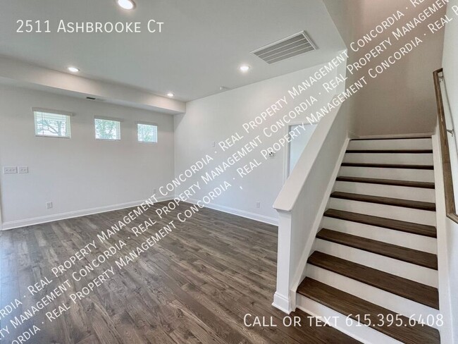 Building Photo - 2511 Ashbrooke Ct
