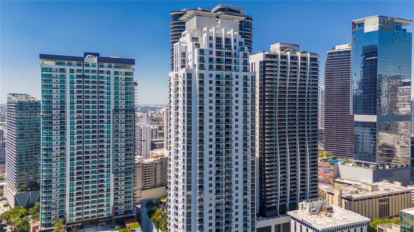Building Photo - 1050 Brickell Ave