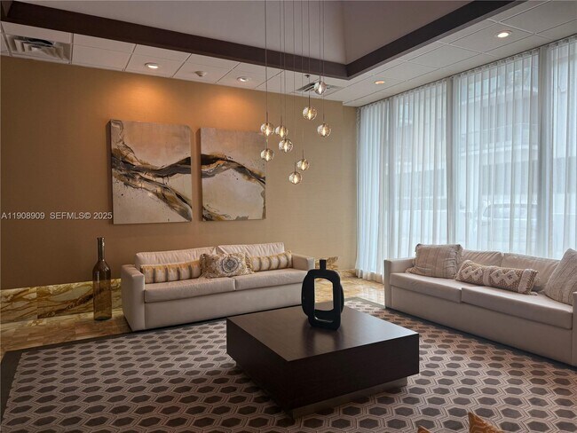 Building Photo - 9511 Collins Ave