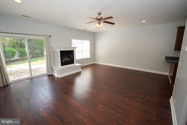 Building Photo - 1455 Hidden Meadow Ln
