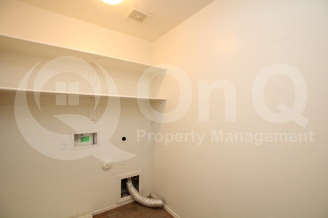 Building Photo - 14214 W Gelding Dr