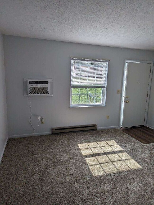 Building Photo - Apartment for Rent