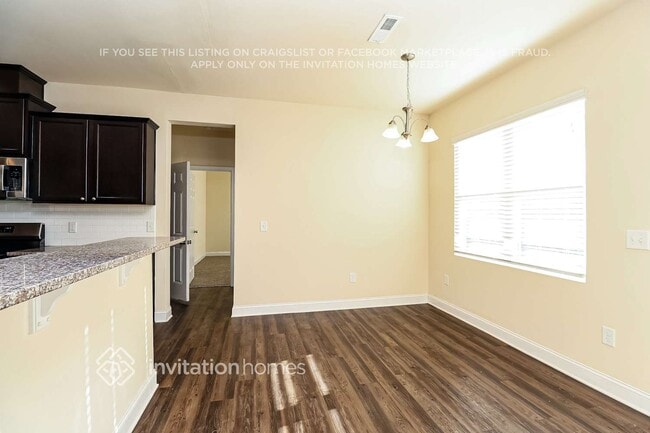 Building Photo - 9849 Maywine Cir
