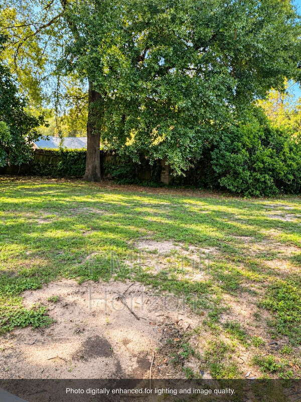 Building Photo - 1310 Sunrunner Pl