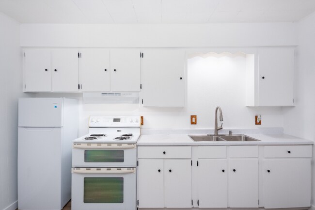 Building Photo - 33976 U.S. Hwy 2 W