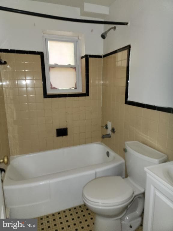 Building Photo - 8201 Houston Ct