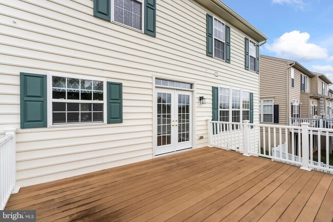 Building Photo - 9343 Morning Walk Dr