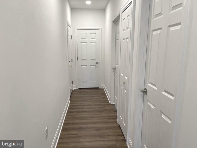 Building Photo - 26 S State St