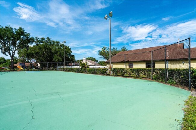 Building Photo - 1463 E Brookshire Ct