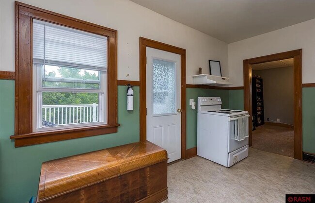 Building Photo - 1026 N 2nd St