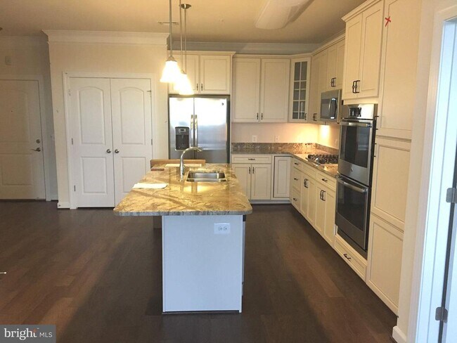 Building Photo - 13722 Neil Armstrong Ave