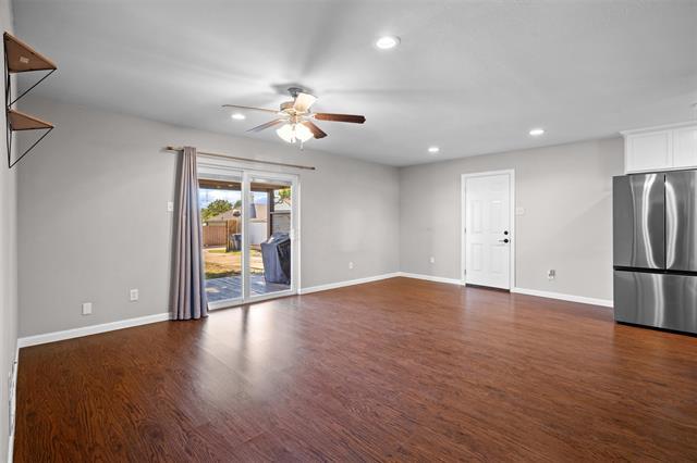 Building Photo - 810 Longbeach Dr