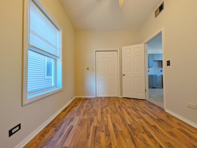 Building Photo - 1825 N Kedzie Ave