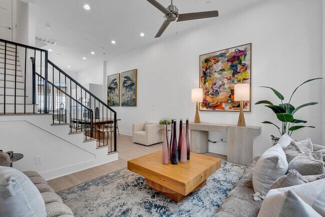 Building Photo - 276 Pullman Ct