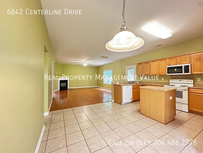 Building Photo - 6842 Centerline Dr