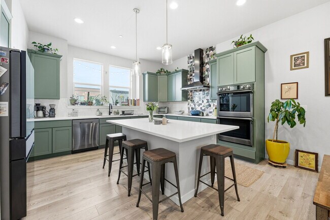 Building Photo - 2272 Old Rail Wy