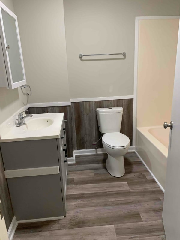 Building Photo - 754 Hillside Ln