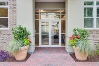 Building Photo - Daniel Island Condo Close to Marina
