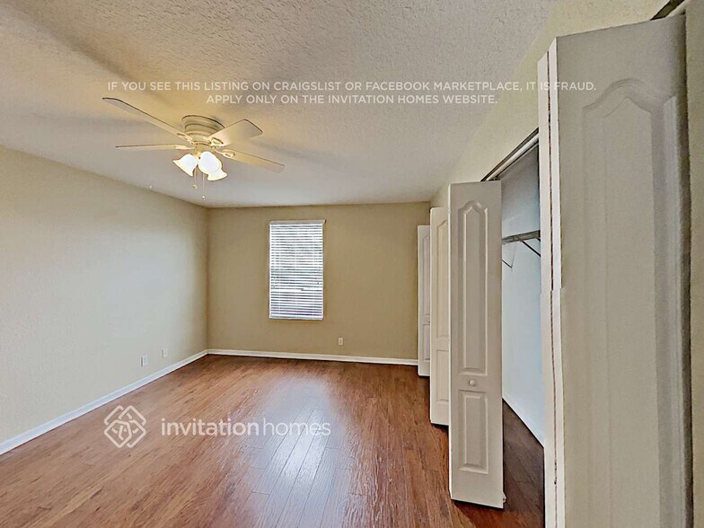 Building Photo - 276 Berenger Walk