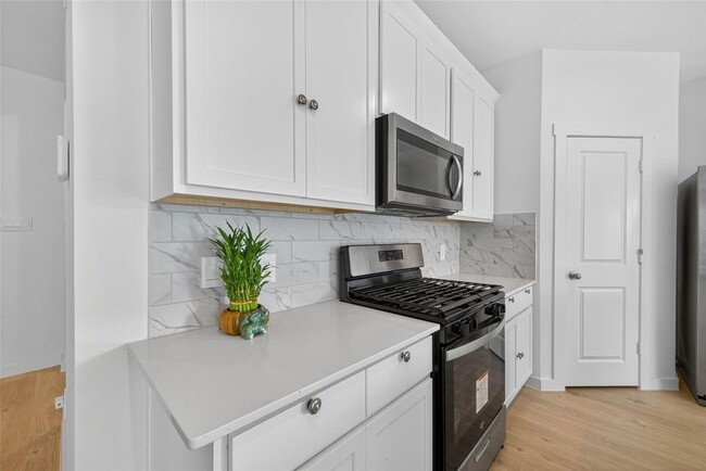 Building Photo - 30611 Castle Cove Dr