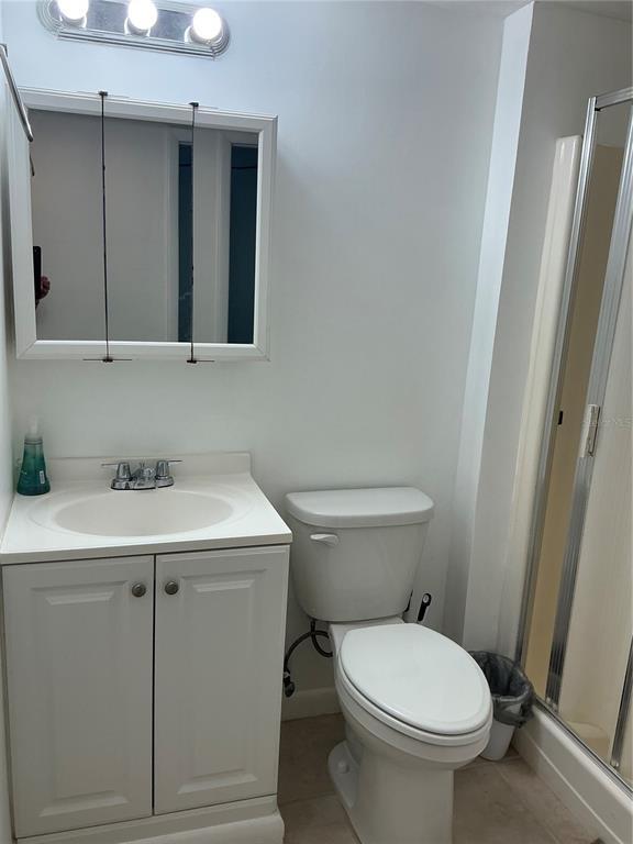 Building Photo - 2525 W Bay Dr