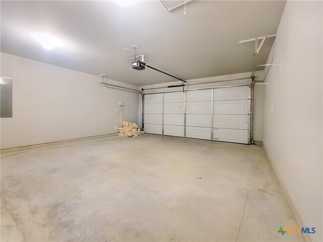 Building Photo - 2803 Torino Reale Ave
